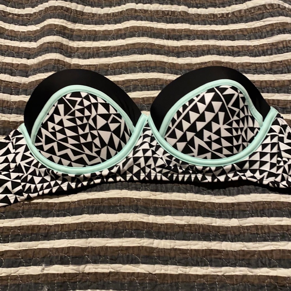 New bathing suit top